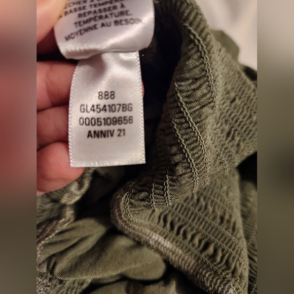 🛍2/$12 or 3/$15 1901 by Nordstrom Olive Jumpsuit, Girls' Size M(8/10) - Picture 6 of 12